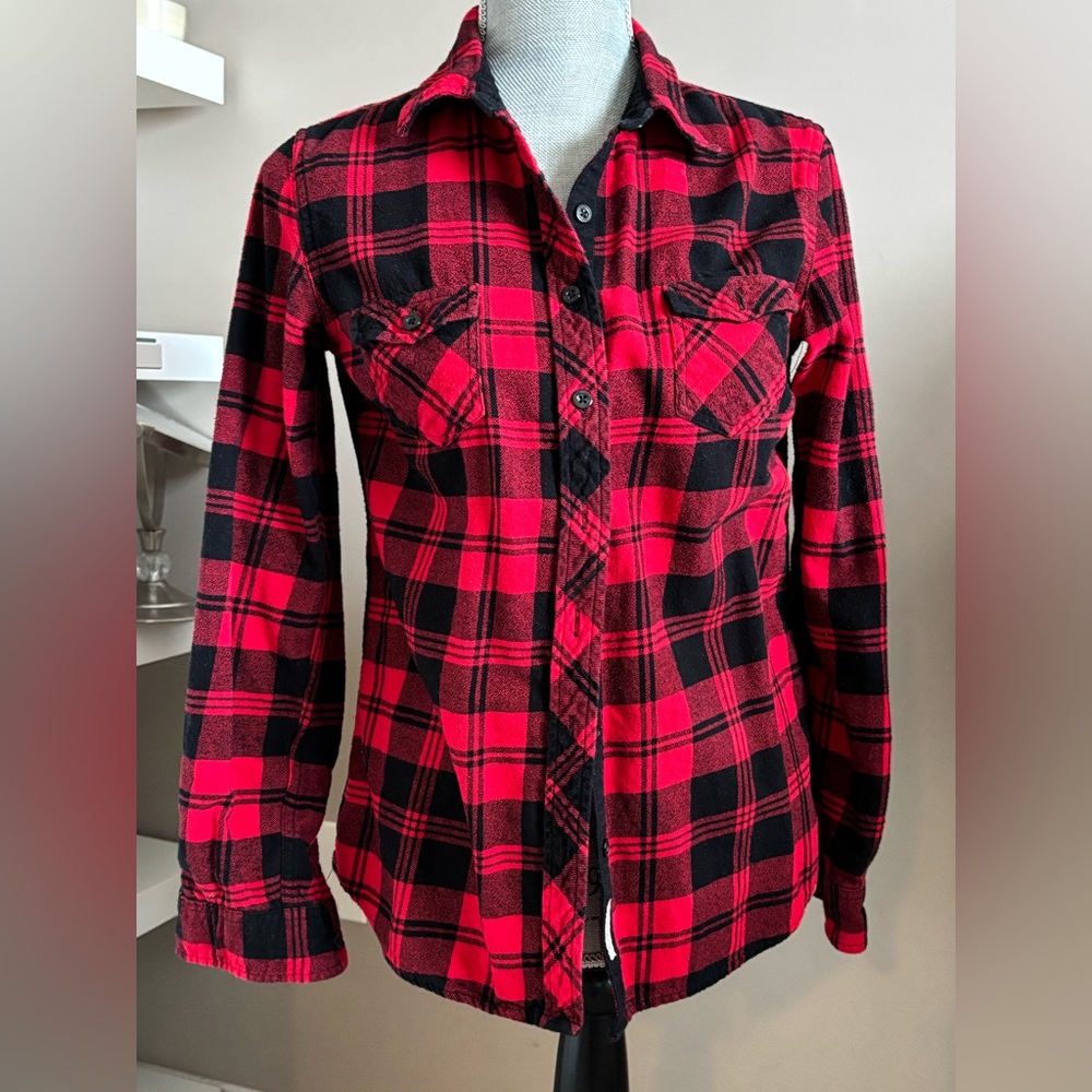 Weatherproof Women's Red and Black Plaid Button Down Shirt